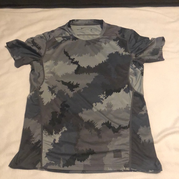 nike pro hypercool camo